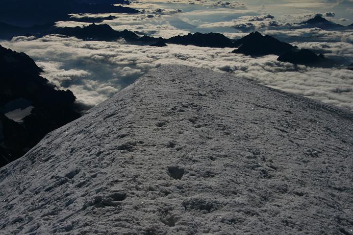 34.jpg - Szczyt Mont Blanc (4810 m).