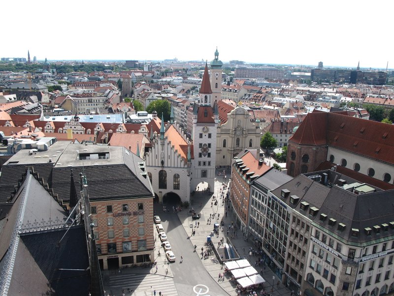 092.jpg - Widok z wieży na Monachium.
