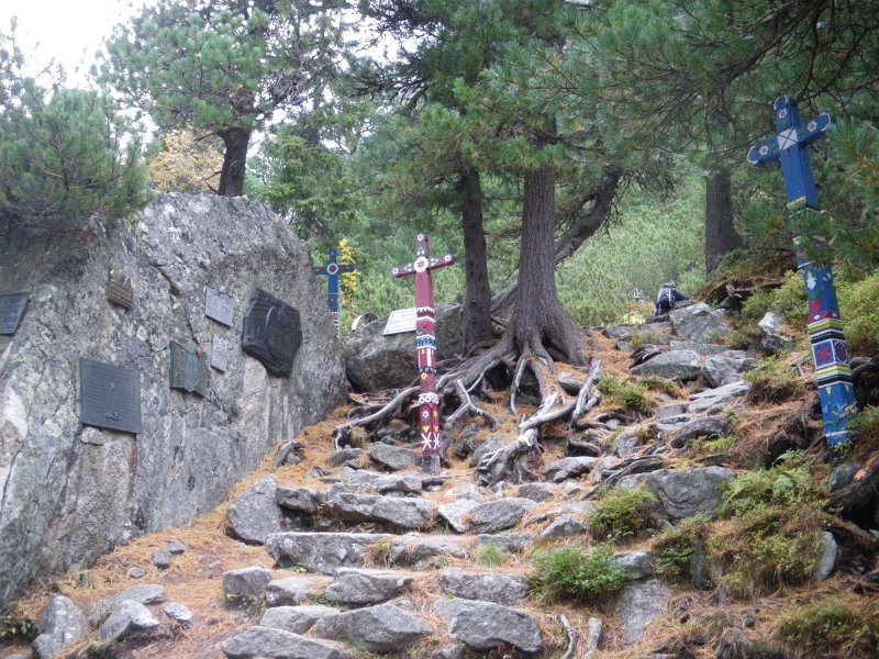 12.jpg - Symboliczny cmentarz pod Osterwą.