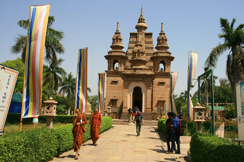 171.jpg - Sarnath – miejsce upamiętnione pierwszym kazaniem Buddy.