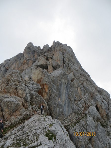19.jpg - W skalnych ostępach Schoenfeldspitze.